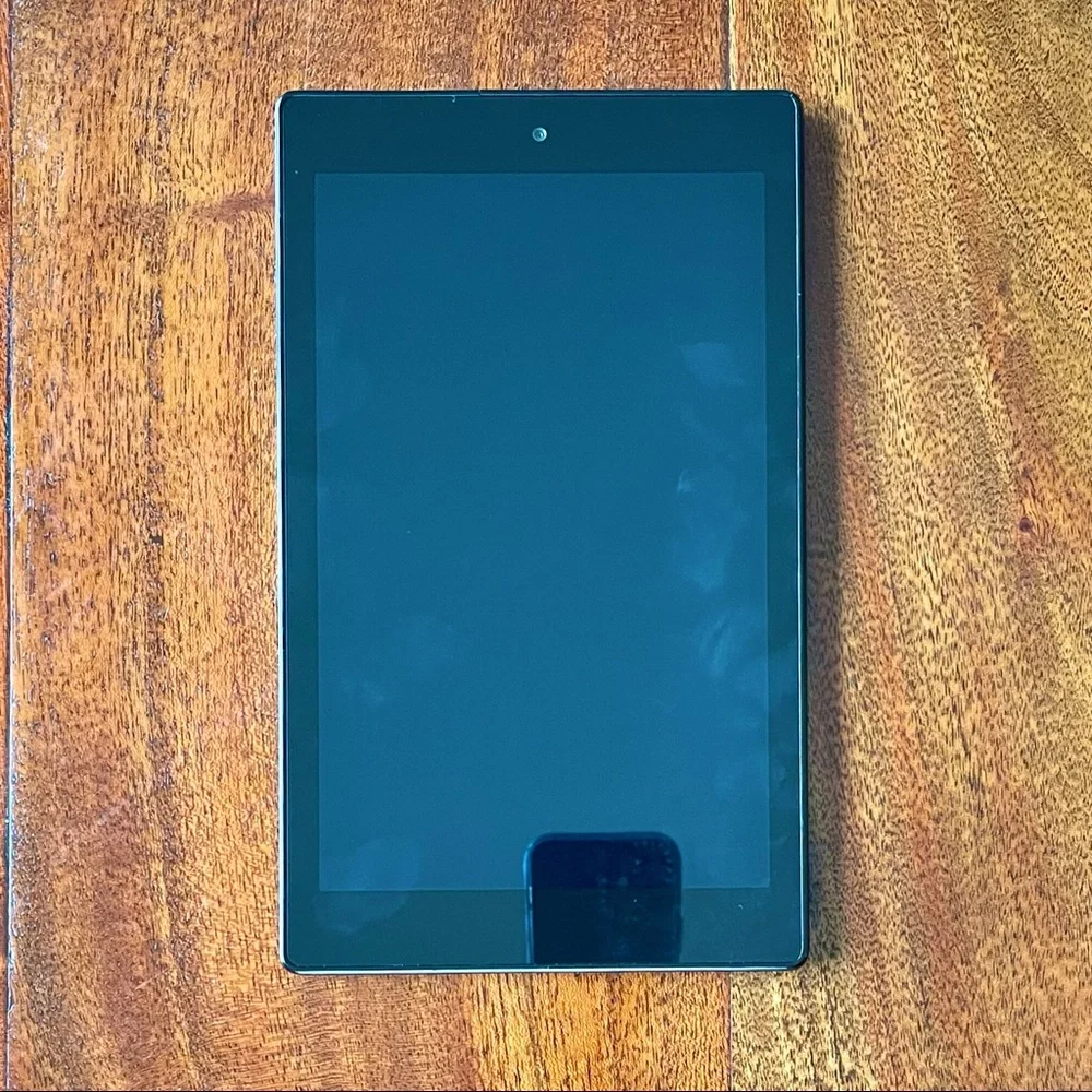 Amazon Kindle Fire HD 8 (5th Gen)